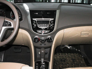 2011款1.4L GS 自动舒适版 中控台
