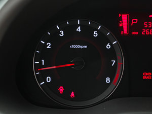 20111.6L GLS ԄF п؅^