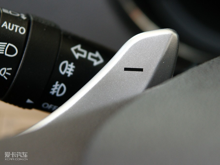 2011{ 2.0GLS ԄI(lng)Ȱ