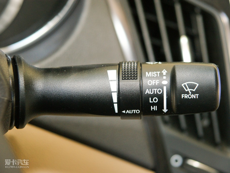 2011�����{���� 2.0GLS �Ԅ�(d��ng)�I(l��ng)�Ȱ�