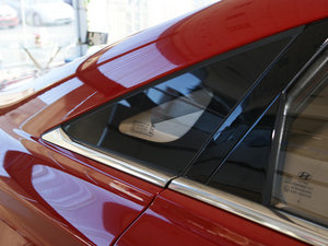2011款2.0GLS 自动领先版 细节外观