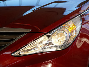 2011款2.0GLS 自动领先版 细节外观