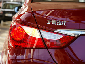 2011款2.0GLS 自动领先版 细节外观