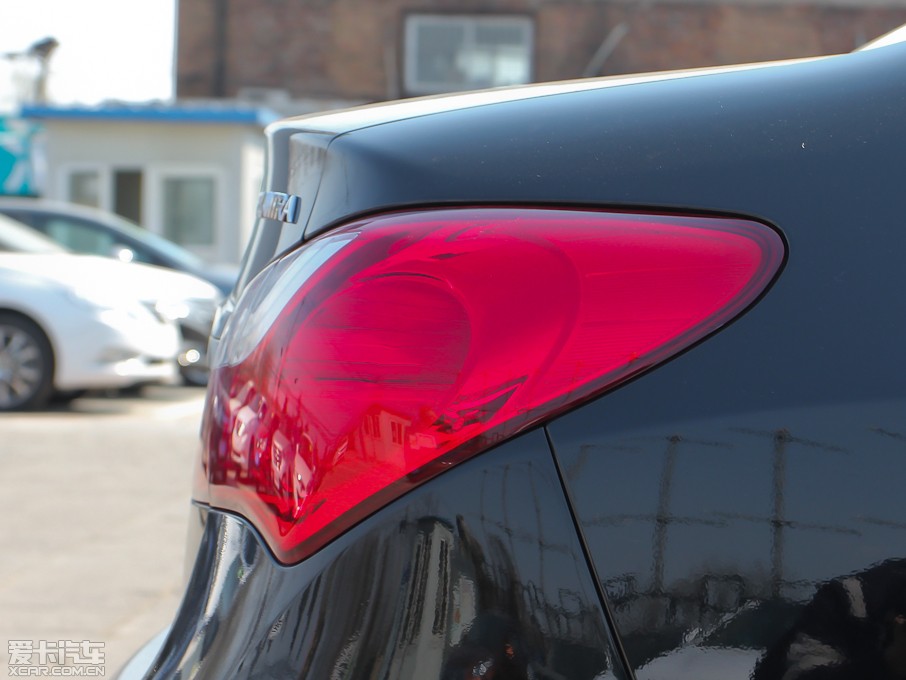 2011?li)?dng) 1.6L ք(dng)m