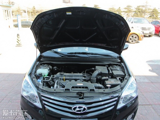 北京現(xiàn)代2011款?lèi)倓?dòng)