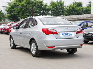2011款1.6L 自动舒适版 整体外观
