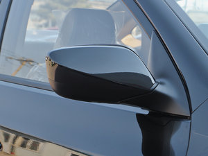 2011款1.6L 手动舒适版 细节外观