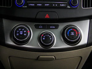 2011款1.6L 手动豪华版 空调调节