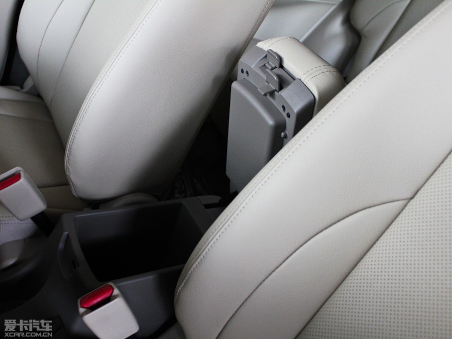 2009�(j��ng)��;�� 2.0L ���(q��)�Ԅ��촰��