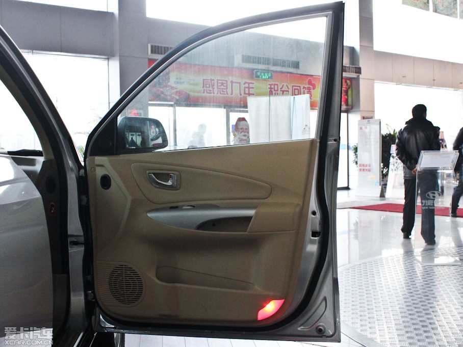 2009���;�� 2.0L ����Ԅ��촰��