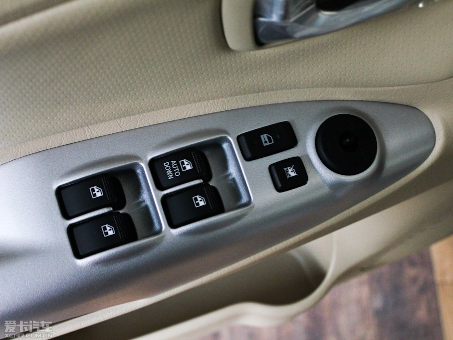 2009���;�� 2.0L ����Ԅ��촰��