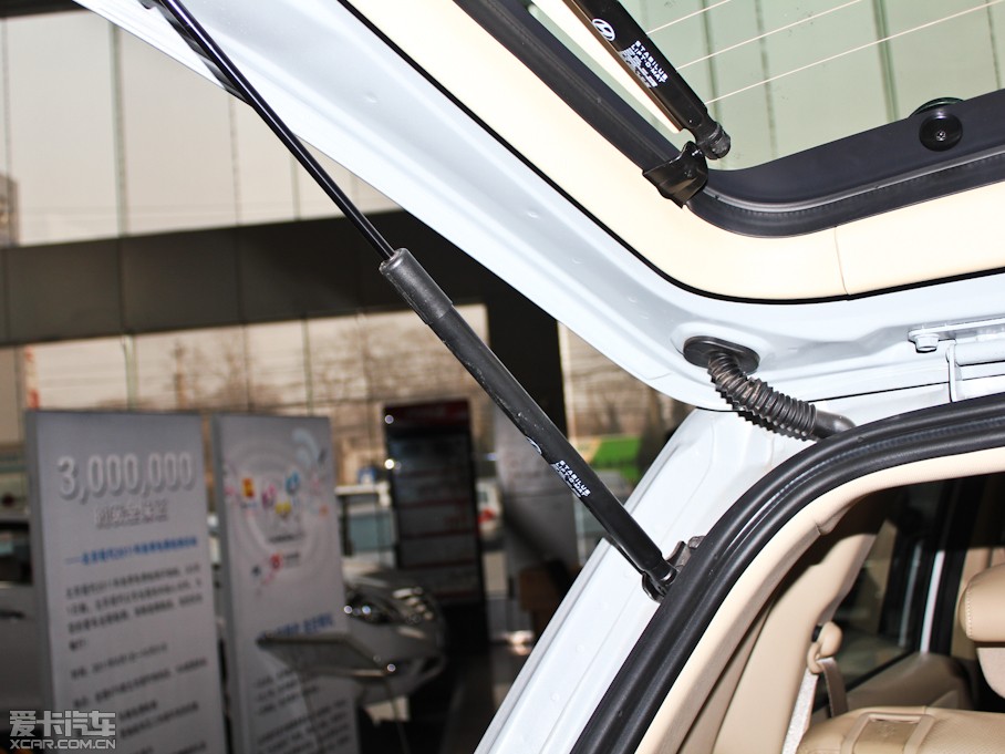 2009�(j��ng)��;�� 2.0L ���(q��)�Ԅ�(d��ng)�촰��