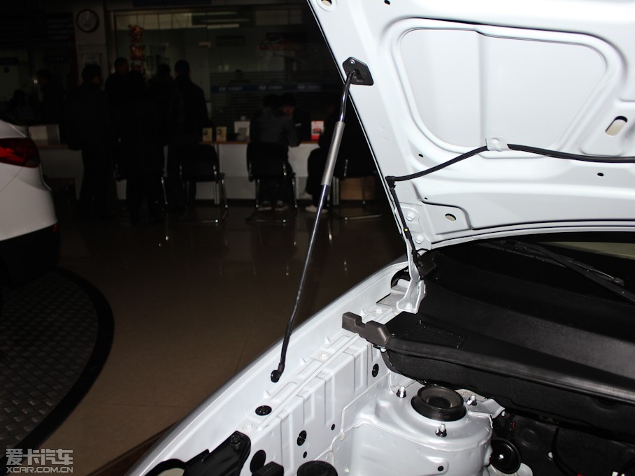 2009���;�� 2.0L ����Ԅ��촰��