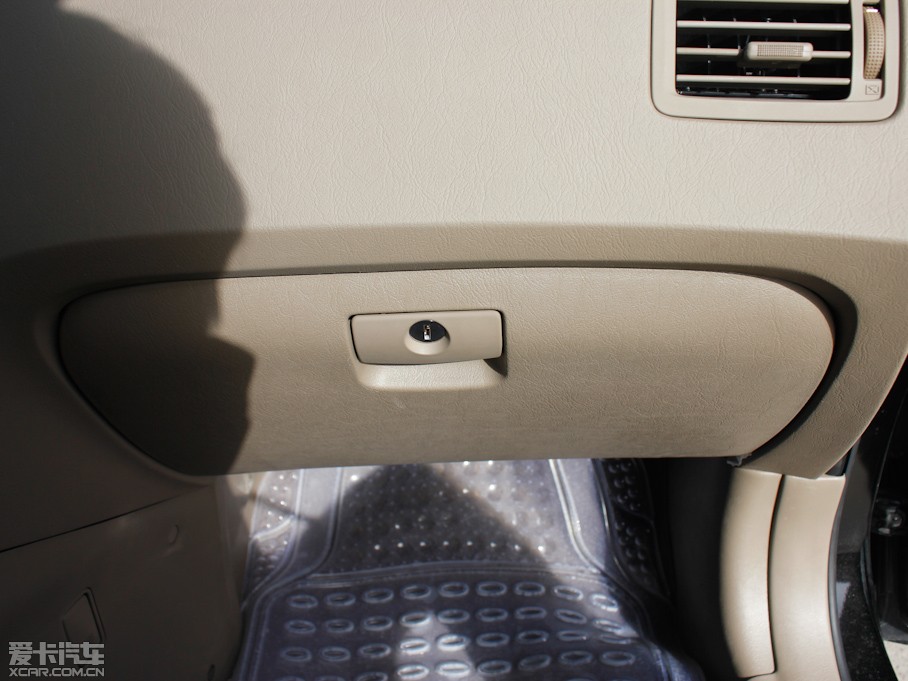 2009�(j��ng)��;�� 2.0L ���(q��)�Ԅ�(d��ng)�촰��