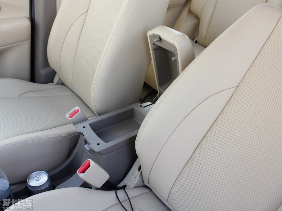 2009; 2.0L Ԅ촰