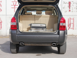 2009款2.0L 两驱自动天窗版 空间座椅