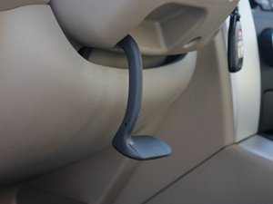 2009款2.0L 两驱自动天窗版 空间座椅