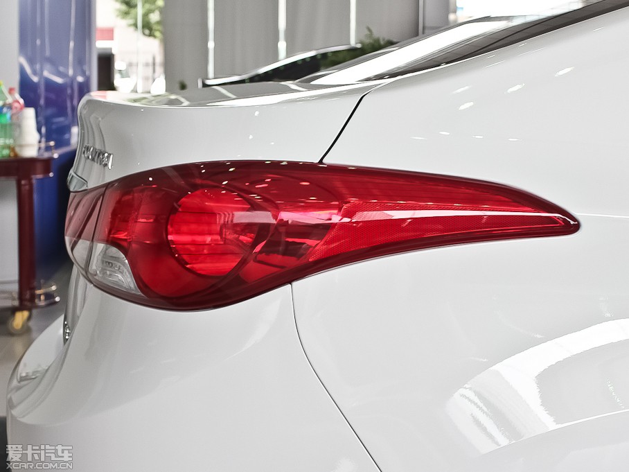 2012ʄ 1.6 GS Ԅӕrа