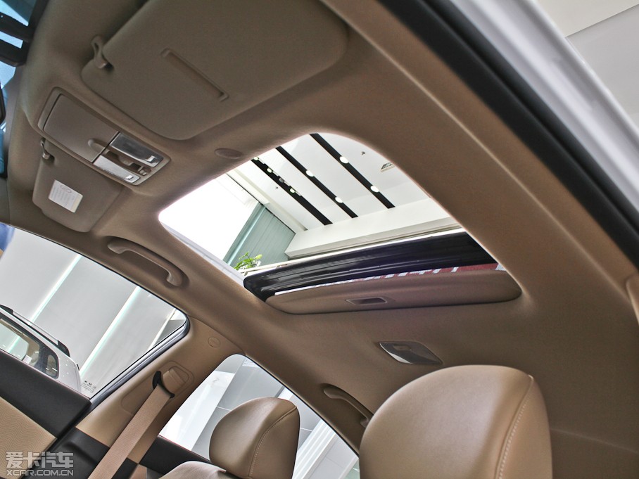 2012ʄ 1.6 GS Ԅӕrа