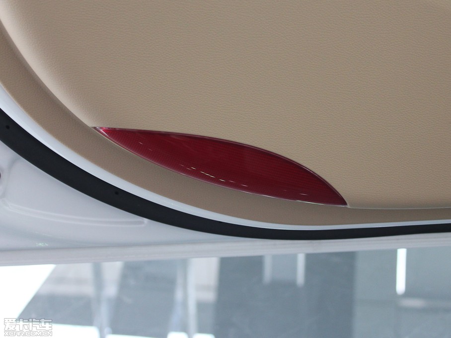 2012���ʄ� 1.6 GS �Ԅӕr�а�