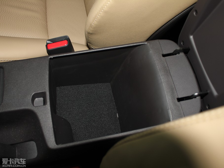 2012ʄ 1.6 GS Ԅӕrа