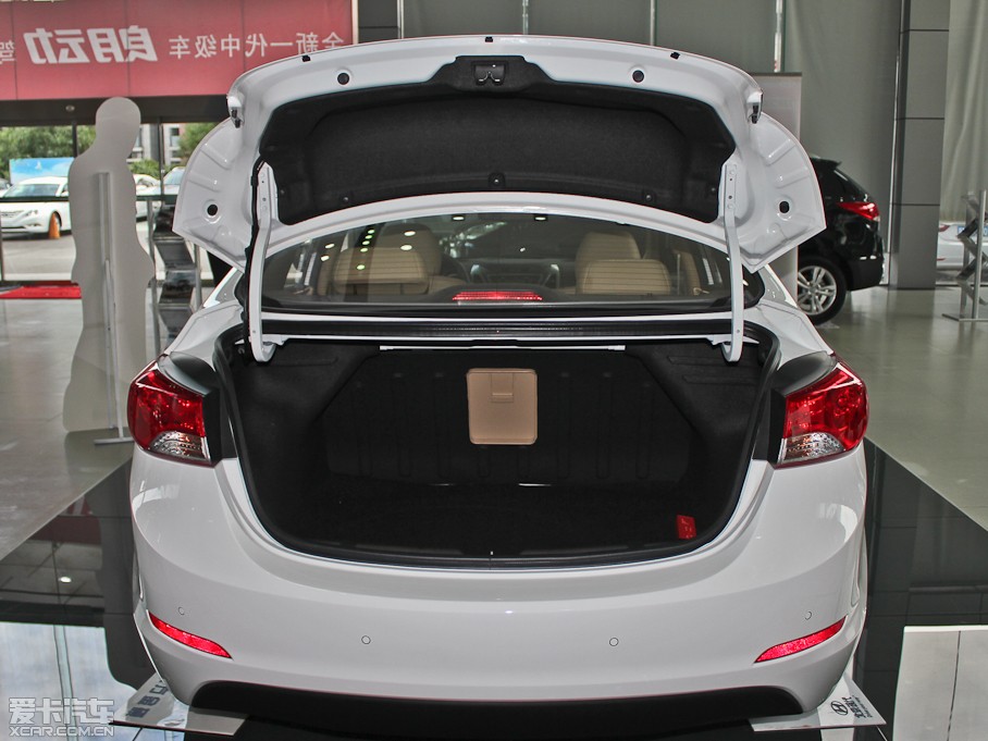 2012ʄ 1.6 GS Ԅӕrа