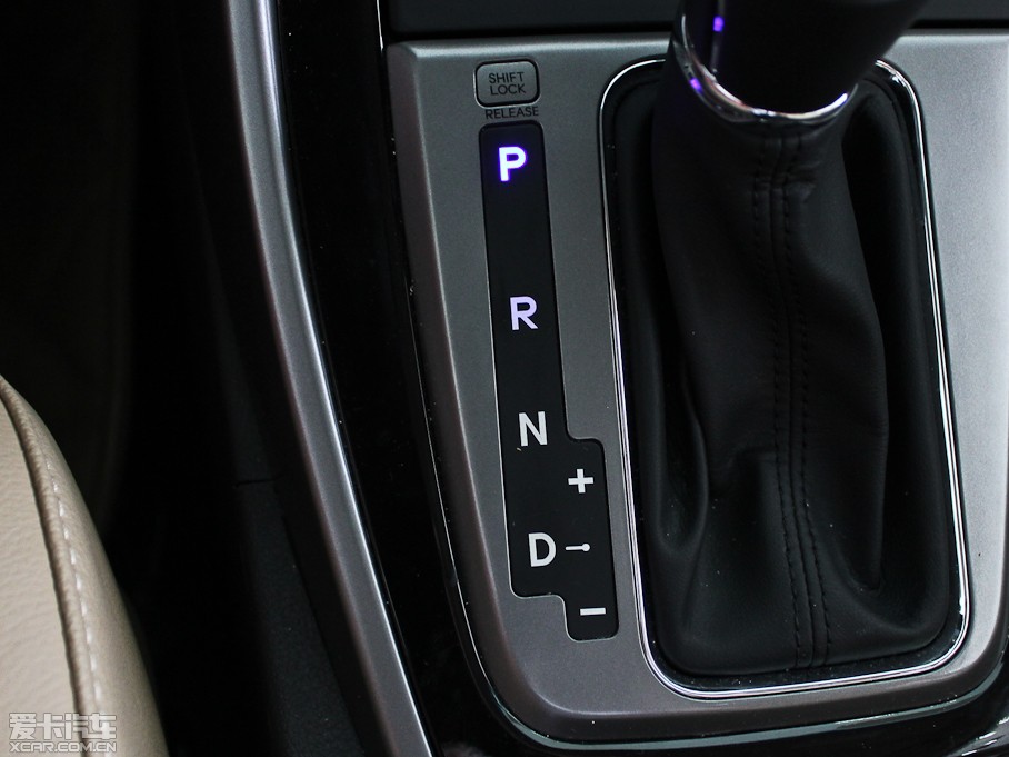 2012ʄ 1.6 GS Ԅӕrа