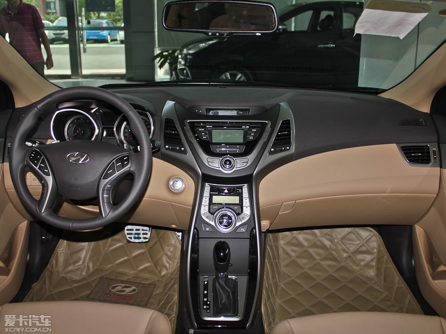 2012���ʄ� 1.6 GS �Ԅӕr�а�