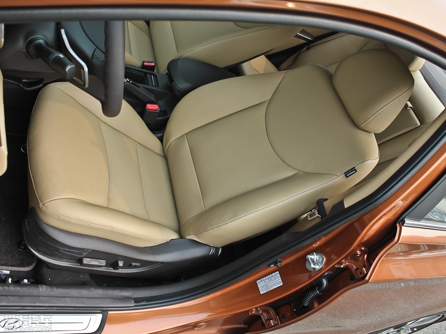 2012ʄ(dng) 1.8 DLX Ԅ(dng)F