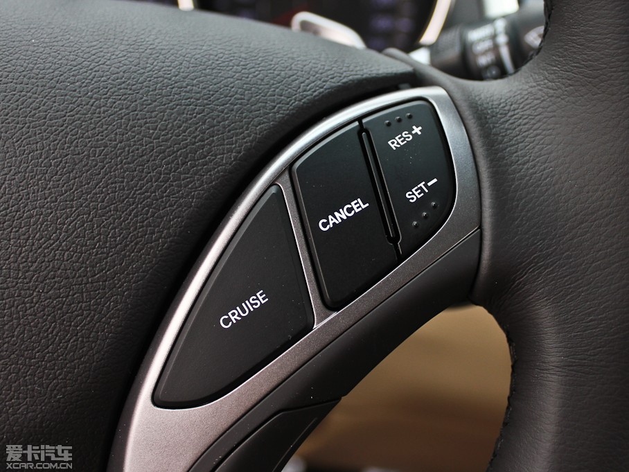 2012���ʄ� 1.8 DLX �Ԅ����F��