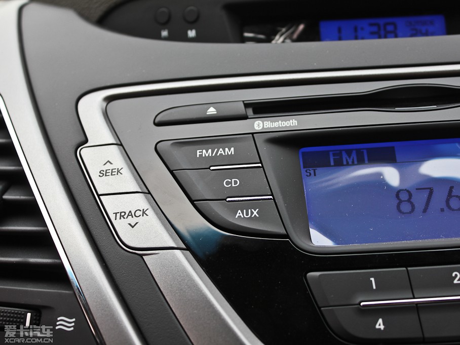 2012���ʄ� 1.8 DLX �Ԅ����F��