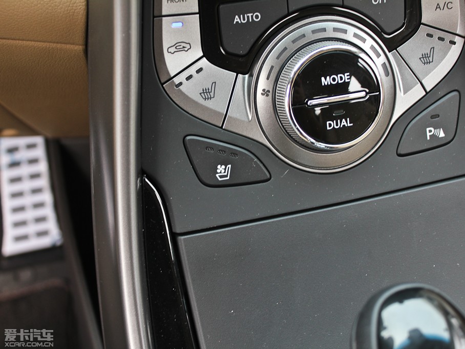 2012���ʄ� 1.8 DLX �Ԅ����F��