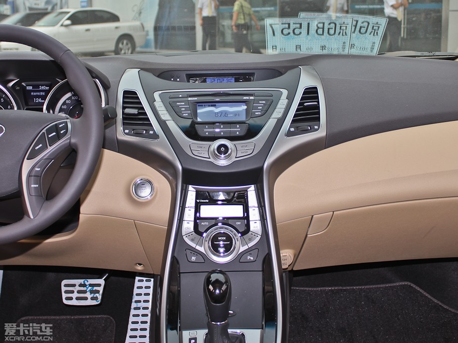 2012ʶ 1.8 DLX Զ