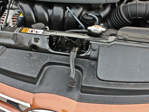 2012款1.8 DLX 自动尊贵版 其它