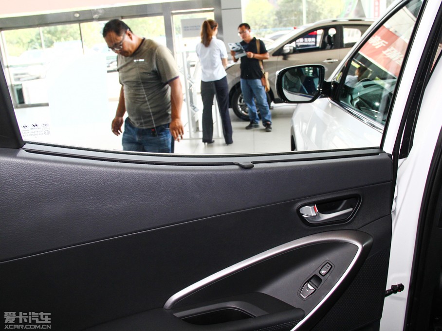 2013F(xin)_(d) Ŀ 2.4L Ԅ(q)F 