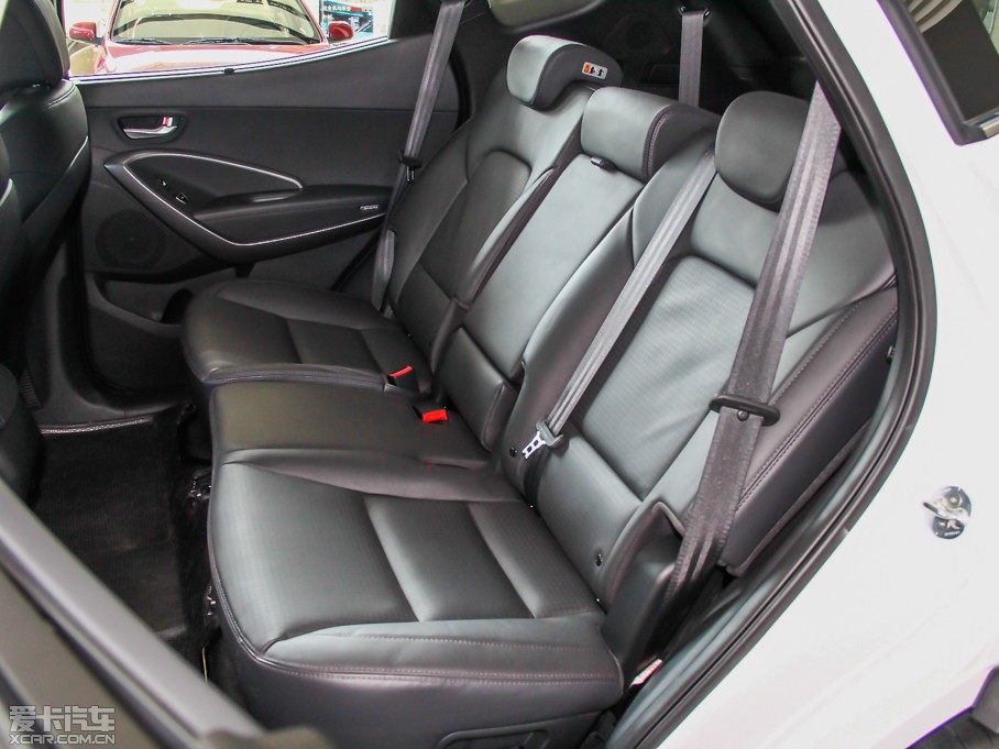 2013F(xin)_(d) Ŀ 2.4L Ԅ(q)F 