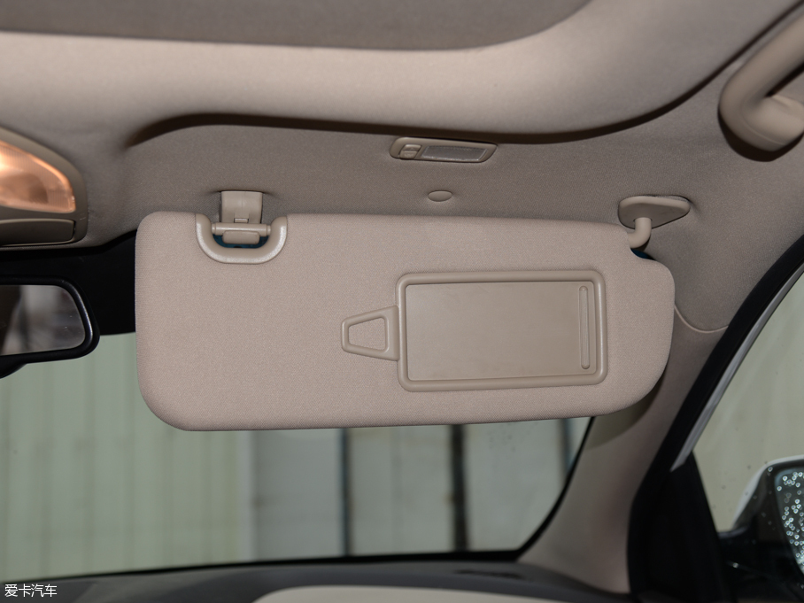 2013F(xin)_(d) 2.0T Ԅ(dng)(q)피(j)