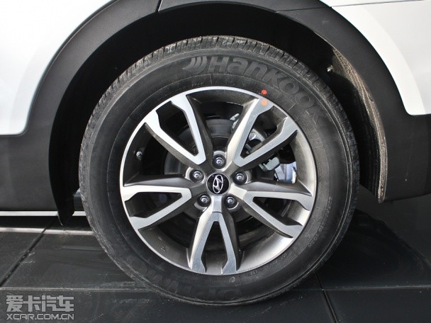 北京現代2013款全新勝達