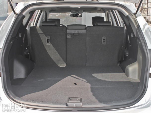 北京現代2013款全新勝達