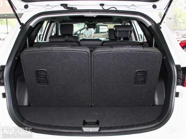 北京現代2013款全新勝達