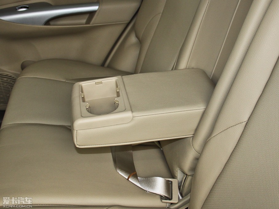 2013�(j��ng)��;�� 2.0L �Ԅ�(d��ng)���(q��)���m��