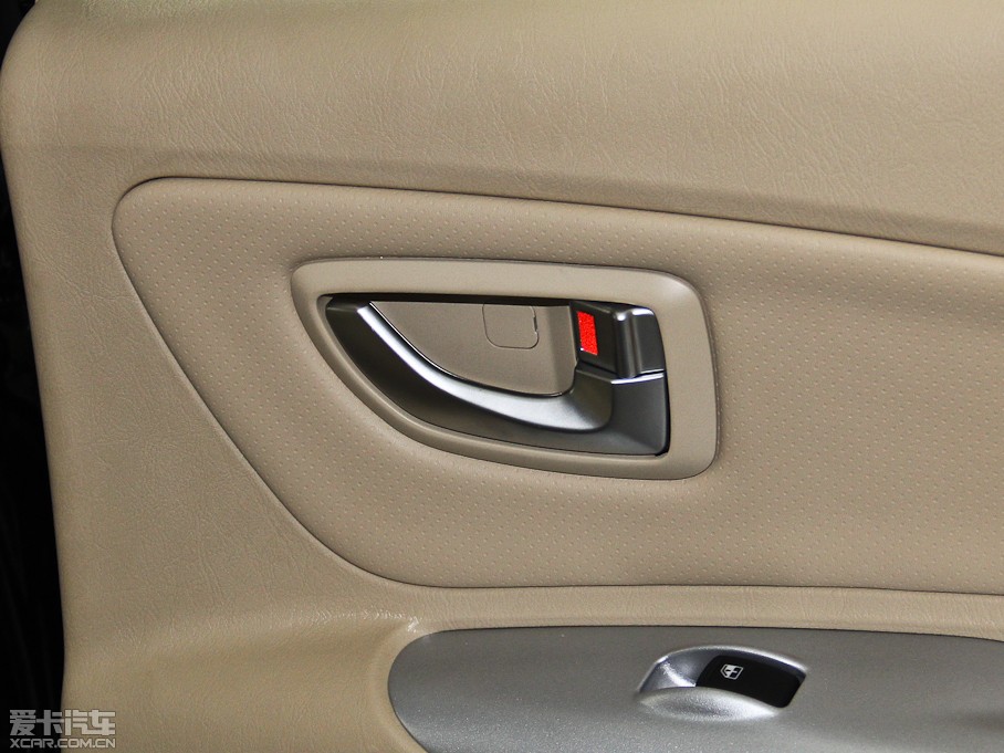 2013; 2.0L ԄӃm