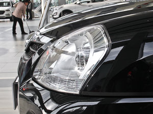 2013��2.0L �քӃ��r�а� �������^