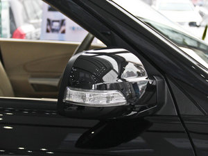 2013��2.0L �ԄӃ�����m�� �������^