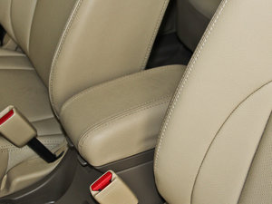 2013��2.0L �ԄӃ�����m�� ���������