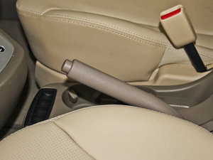 2013��2.0L �ԄӃ�����m�� �v܇�Ƅ���