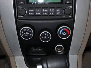 2013��2.0L �ԄӃ�����m�� ���{�{��