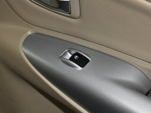 2013��2.0L �ԄӃ�����m�� �п؅^