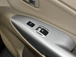 2013��2.0L �ԄӃ�����m�� �п؅^