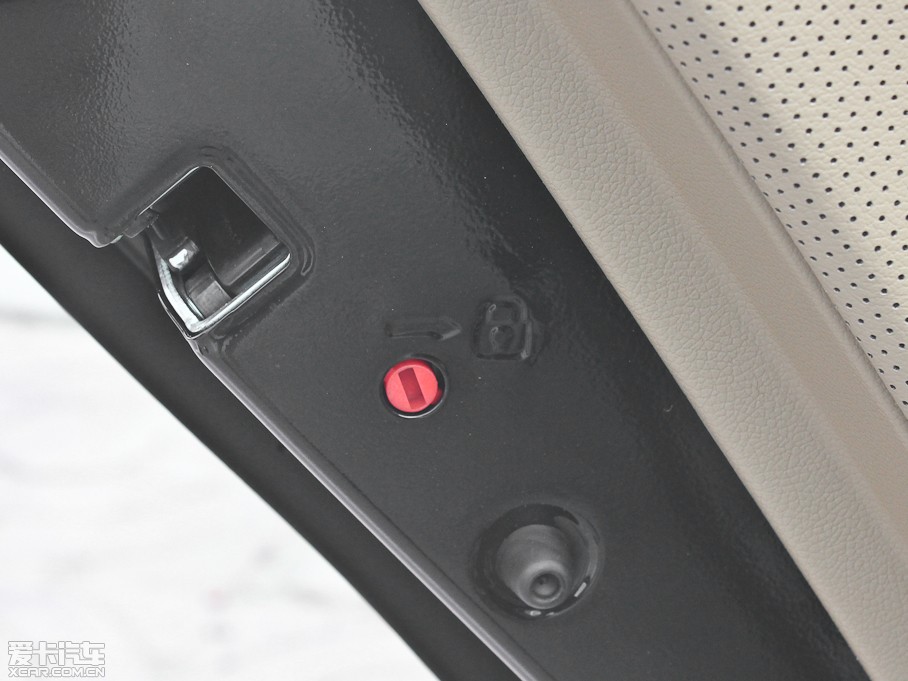 2013�����{���� 2.0L �Ԅӕr�а�